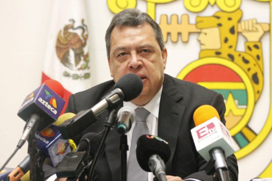 Ángel Aguirre Rivero, Gouverneur des Bundesstaats Guerrero