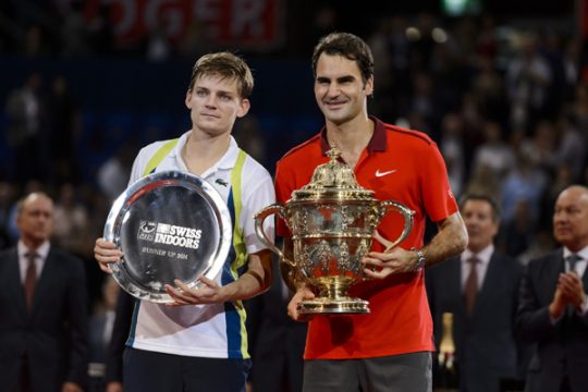 David Goffin und Roger Federer nach dem Finale des ATP-Turniers in Basel