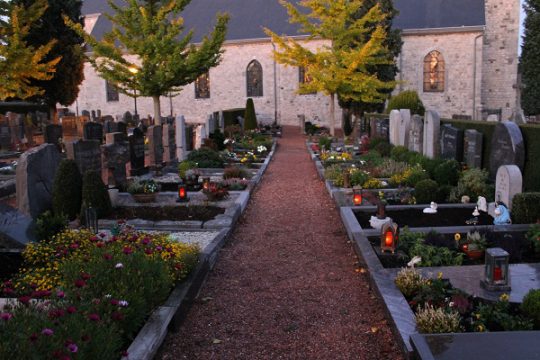 Gräber Raerener Friedhof