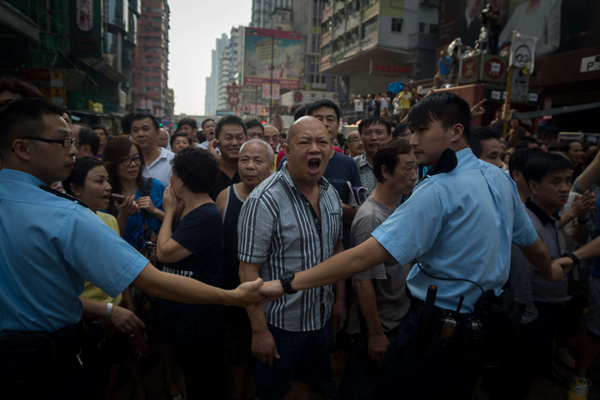Hongkong: Nur noch einige hundert Aktivisten setzen die Demonstrationen für mehr Demokratie fort