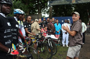 Ravel du Bout du Monde in Kamerun - Start der ersten Etappe in Mutengene