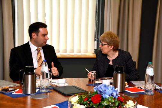 Harald Mollers und Alison Rose