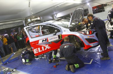 Rallye Frankreich: Hyundai-Service