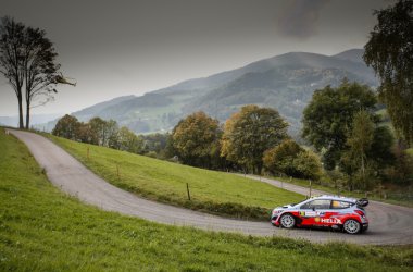 Rallye Frankreich: Thierry Neuville im Hyundai i20 WRC