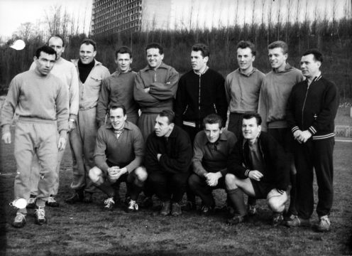 Rote Teufel: Nationalmannschaft 1960 mit André "Popeye" Piters (ganz links)
