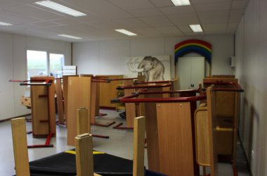 Mosaikschule: Büllinger Gemeindeschule zieht von den Containern an der Sportschule in die renovierten Gebäude