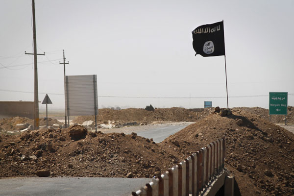 Die schwarze Flagge des IS (Illustrationsbild: JM Lopez/AFP)