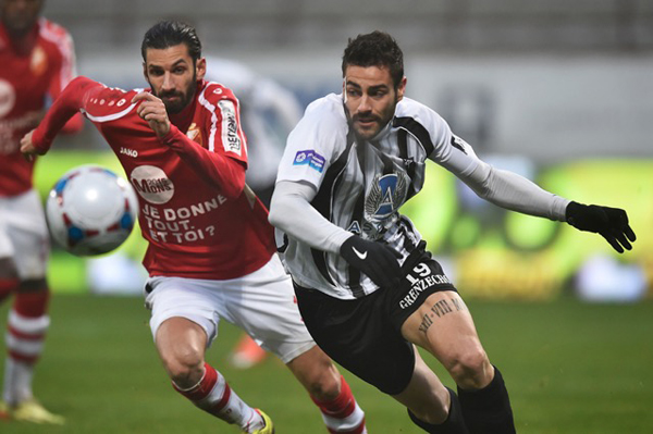 Mons und AS Eupen trennen sich 1:1 unentschieden - Foto: KAS Eupen/David Hagemann