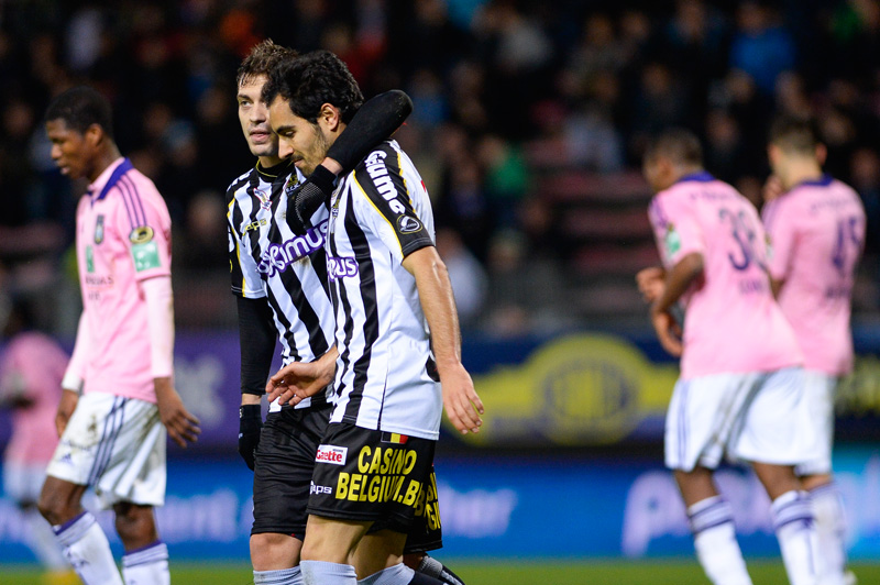 Charleroi schlägt Lieblingsgast Anderlecht