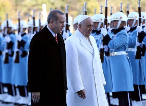 Papst Franziskus beim Türkei-Besuch mit Präsident Recep Tayyip Erdogan
