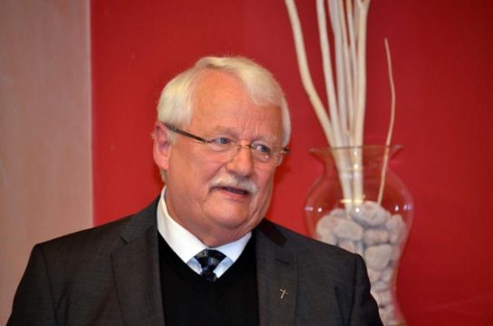 Glaube und Kirche: Verabschiedung von Pastor François Palm