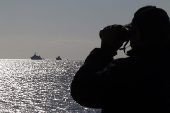 Frachter "Baris" mit 700 Flüchtlingen vor der Küste von Kreta