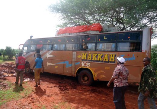 Der von der Al-Shabaab-Miliz angegriffene Reisebus im Nordosten Kenias