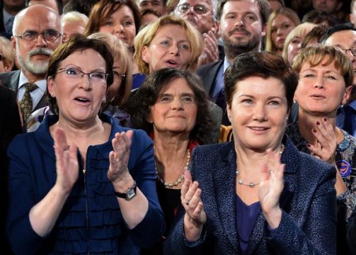 Die polnische Premierministerin Ewa Kopacz (links) und die Warschauer Bürgermeisterin Hanna Gronkiewicz-Waltz (rechts)