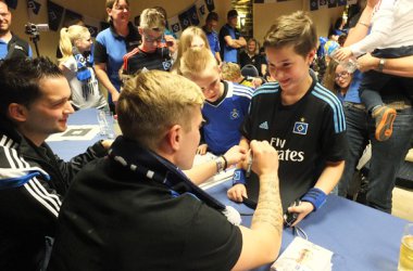 Lewis Holtby besucht HSV-Fans in Ostbelgien