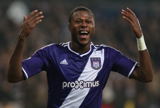 Chancel Mbemba schießt Anderlecht in die Europa League