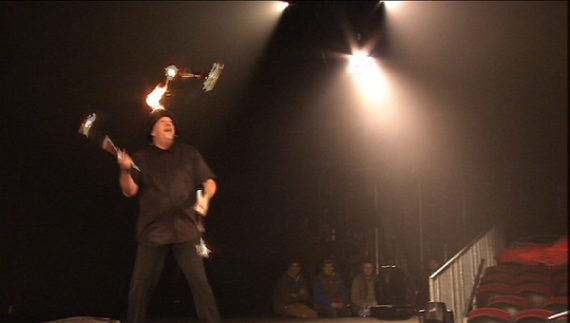 Flic Flac: Feurige Festtage in Aachen