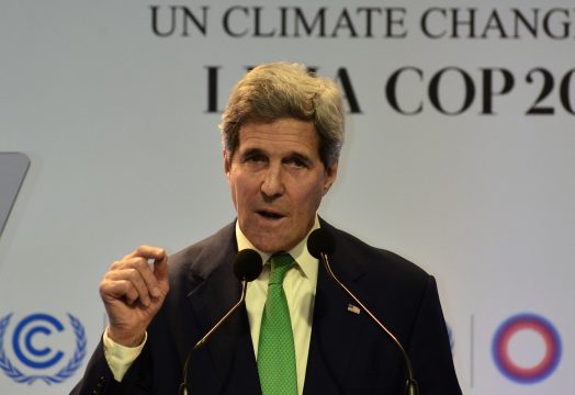 US-Außenminister John Kerry spricht während der Klimakonferenz in Lima
