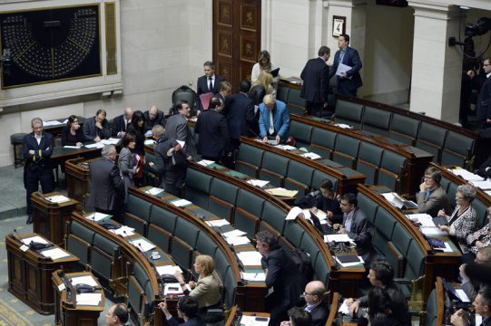 Affäre Jambon: Ein Teil der Opposition verlässt die Kammer