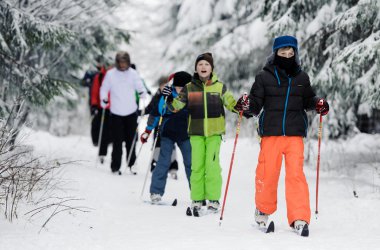Wintersportfreunde freuen sich: Schnee auf dem Hohen Venn