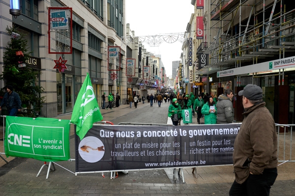 Brüssel ist lahmgelegt: Streikposten blockieren die Zugänge zu den Hauptgeschäftsstraßen