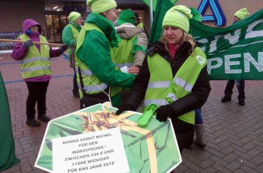 Generalstreik: Gewerkschaftsmitglieder blockieren Straßen und Geschäfte in Eupen