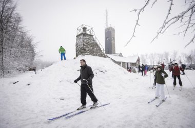 Wintersportfreunde freuen sich: Schnee auf dem Hohen Venn