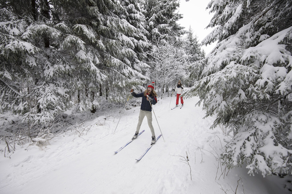 Wintersportfreunde freuen sich: Schnee auf dem Hohen Venn