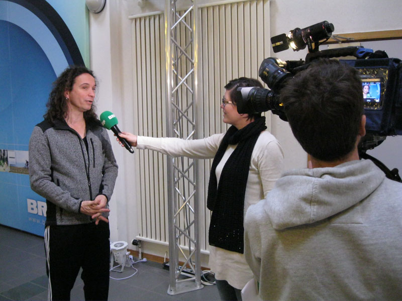 Stephan Brings im Interview mit BRF-Redakteurin Simone Doepgen