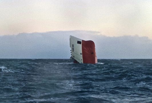 Frachtschiff "Cemfjord" vor der schottischen Küste gekentert