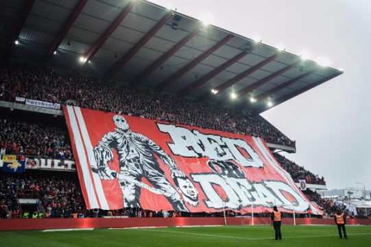 Der Banner im Stadion in Sclessin