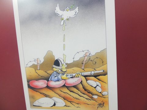 Krieg und Frieden: Karikaturenausstellung der KAP im Triangel St. Vith