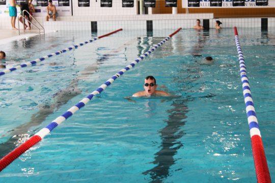 Schwimm-Marathon 2015 in Kelmis - MP Oliver Paasch