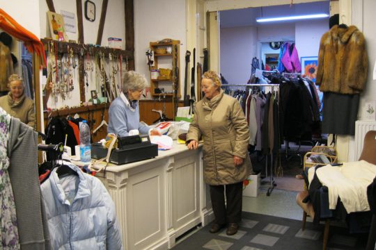 Schatztruhe: Second-Hand-Geschäft des Roten Kreuzes in Eupen