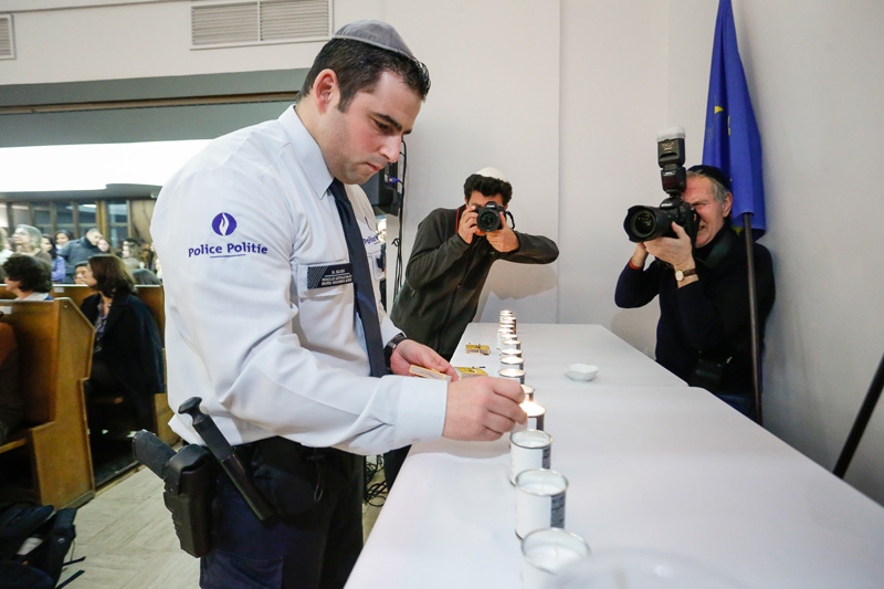 Gedenkfeier für Opfer der Anschläge in Paris in der Synagoge von Uccle