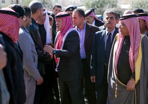 Jordaniens König Abdullah II. besucht die Familie des ermordeten Piloten in Karak