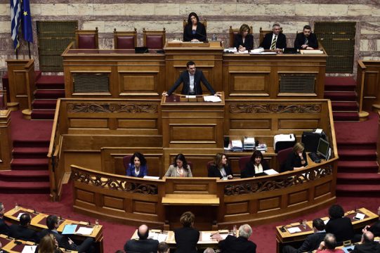 Griechenlands neuer Ministerpräsident Alexis Tsipras während seiner Regierungserklärung im Athener Parlament