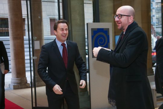 Luxemburgs Premier Xavier Bettel und sein belgischer Kollege Charles Michel