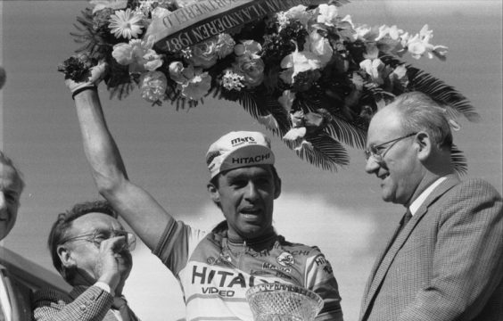 Radprofi Claude Criquielion (M.), Sieger der Flandernrundfahrt am 5.4.1987