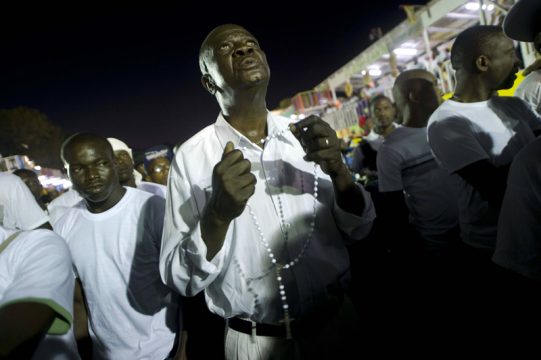 Gedenkmarsch für die Opfer des Unglücks in Haiti