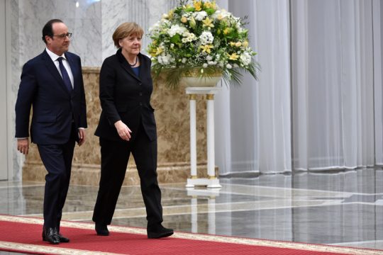 François Hollande und Angela Merkel in Minsk