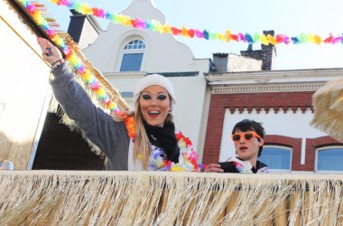Rosenmontagszug in Eupen 2015