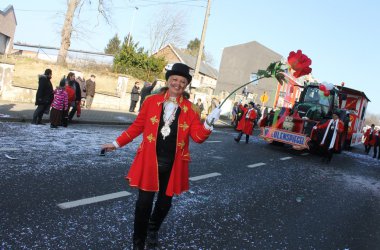 Rosenmontagszug in Eupen 2015
