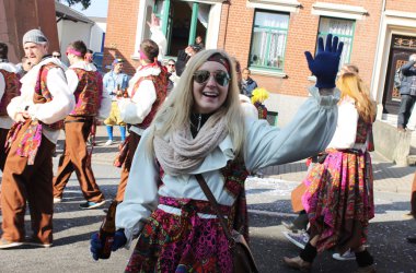 Rosenmontagszug in Eupen 2015