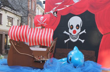 Rosenmontagszug in Eupen 2015