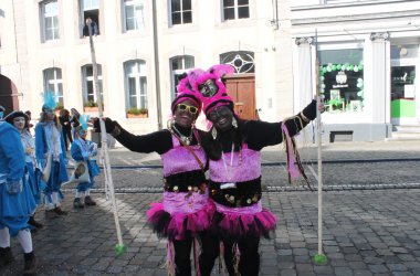 Rosenmontagszug in Eupen 2015