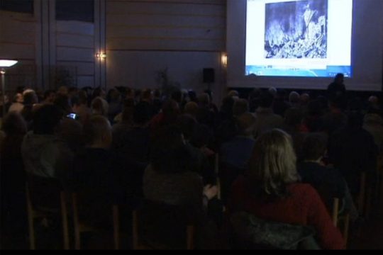 Geschichtsstunde im Gefängnis