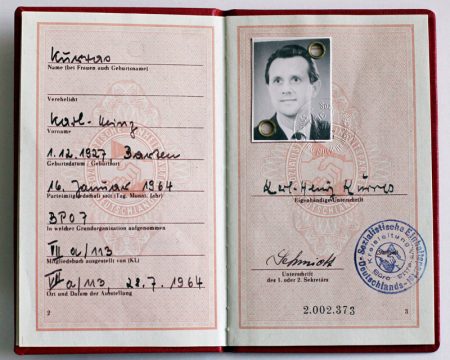 SED-Mitgliedsbuch mit den Angaben von Karl-Heinz Kurras