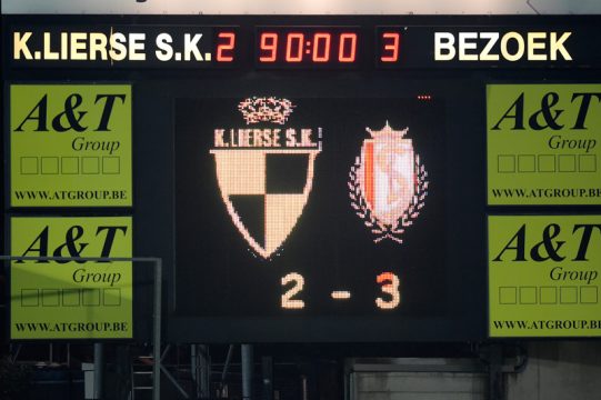 Standard Lüttich gewinnt das Auswärtsspiel gegen SK Lierse mit 3:2