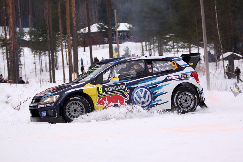 Rallye Schweden: Andreas Mikkelsen in Führung